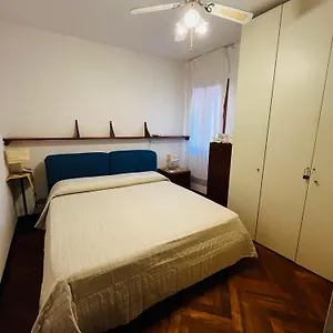 https://casarosalia.hotelslidodijesolo.com
